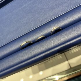 【銀座ダイヤモンドシライシの口コミ】 希望を聞いてもらいつつ、いくつか勧めていただいた中で試着させてもらっ…