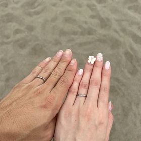 【ケイウノ ブライダル(K.UNO BRIDAL)の口コミ】 理想のデザインを基に手作りできる点と、一生保証のアフターサービスがつ…