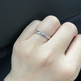 【PILOT BRIDAL(パイロットブライダル)の口コミ】 シンプルなものでお互いに納得するものを見つけたいということで相談して…