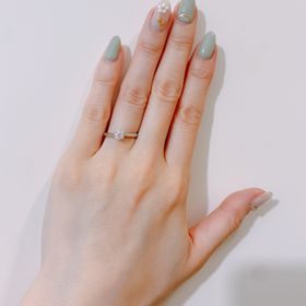 【BRIDGE(ブリッジ)】の口コミ 指がかなり細いため、デザインが浮いてしまう指輪も多かったなか、繊細でも...