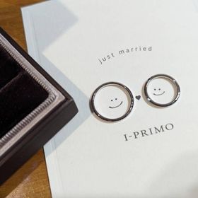 【アイプリモ(I-PRIMO)の口コミ】 たくさんのデザインを出していただき、何度もつけたり比べたりゆっくり選…