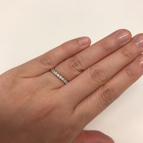 【RUGIADA(ルジアダ)】の口コミ シンプルなプラチナリングとハーフエタニタィを重ねづけするのが夢だったの...