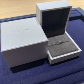 【BIJOUPIKO(ビジュピコ)の口コミ】 色々と試着をさせてもらい、その中でもリングのデザインがとてもいいなと…