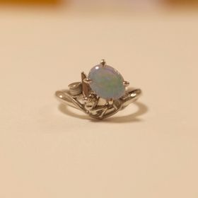 【ケイウノ ブライダル(K.UNO BRIDAL)の口コミ】 彼の母と私の母から婚約指輪をいただけることになったので、その指輪をリ…