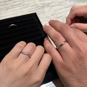 【TRECENTI(トレセンテ)の口コミ】 探す上で、着用時に指輪が回転してしまっても問題がないようなデザインの…