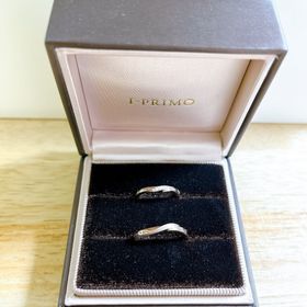 【アイプリモ(I-PRIMO)の口コミ】 シルバーでもゴールドでもない絶妙なカラーですぐに気に入りました。この…