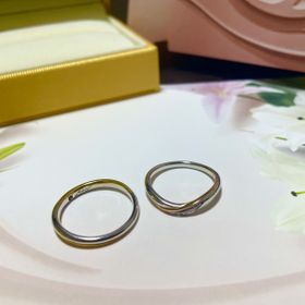【ケイウノ ブライダル(K.UNO BRIDAL)の口コミ】 2人の好みのデザインの指輪が希望する予算内で見つかったため。
リング内…