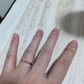 【ケイウノ ブライダル(K.UNO BRIDAL)の口コミ】 デザインは気に入りました。

とにかく派手なのもより、シンプルで素朴で…