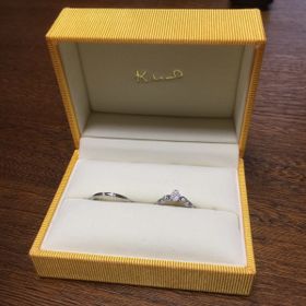 【ケイウノ ブライダル(K.UNO BRIDAL)の口コミ】 2人でいろいろなブランドのカタログを見て、どうしようかと話していました…