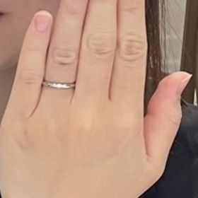 【ラザール ダイヤモンド(LAZARE DIAMOND)の口コミ】 一粒ダイヤのシンプルな物を探していました。シンプルなのでどのブランド…