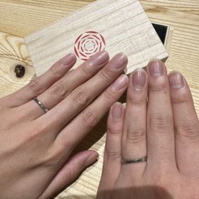 【出雲結(いずもゆい)の口コミ】 指輪の決めては、結婚指輪をインスタグラムで探していた時に、出雲結を見…