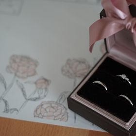 【アイプリモ(I-PRIMO)の口コミ】 アンドロメダのデザインが決め手となり、購入をいたしました。アシンメト…