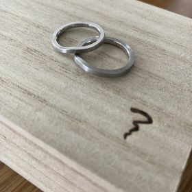 【ichi(イチ)の口コミ】 夫婦ともに落ち着いたものが良かったので、シンプルで
かつよく見ると少し…