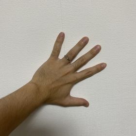 【俄(にわか)の口コミ】 シンプルな指輪を探しており、いろいろなお店に行き迷っておりました。ヤ…