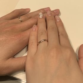 【アイプリモ(I-PRIMO)の口コミ】 お互いの手の骨格に合っている指輪を選びました！
ピンクゴールドですが、…