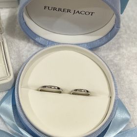 【【閉業】フラー・ジャコー(FURRER-JACOT)の口コミ】 一生着けるものですので、プラチナの素材とシンプルなデザインを決めた。…
