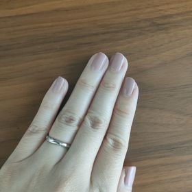 【銀座ダイヤモンドシライシの口コミ】 色々な指輪を試着させて頂き、その中でウェーブデザインの指輪が気に入り…