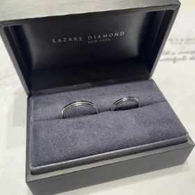 【ラザール ダイヤモンド(LAZARE DIAMOND)の口コミ】 指輪のデザインが一番な決め手です。最初は模様等が無く、シンプルなもの…
