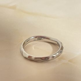 【ケイウノ ブライダル(K.UNO BRIDAL)の口コミ】 ディズニーのリトルマーメイドが大好きで物語をモチーフにした指輪を探し…