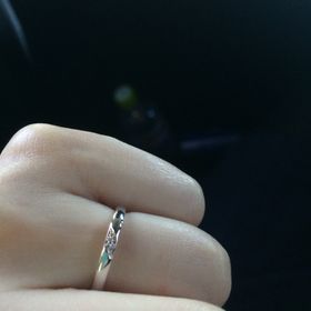 【MILK&Strawberry(ミルクアンドストロベリー)の口コミ】 いろいろなジュエリーショップにいったり、サイトを見たりしました。どれ…