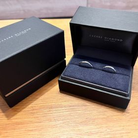 【ラザール ダイヤモンド(LAZARE DIAMOND)の口コミ】 デザインがシンプルで地味すぎず、派手すぎずなところが気に入りました！
…