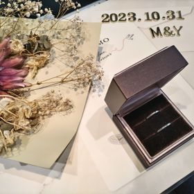 【アイプリモ(I-PRIMO)の口コミ】 結婚式場の紹介で行き、シンプルなデザインを探していました。担当の方が…