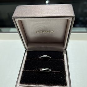 【アイプリモ(I-PRIMO)の口コミ】 2つの素材が使われたデザインと、女性側には7つのダイヤがあしらわれ、男…