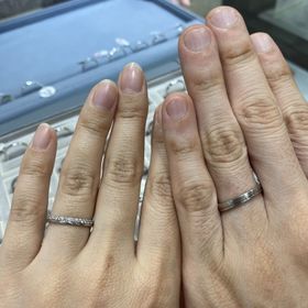 【宝寿堂(ほうじゅどう)の口コミ】 女性用男性用ともにちょっと溝のようなラインが彫ってある指輪です。ペア…