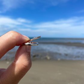 【COCKTAIL(カクテル)の口コミ】 夫はシンプルなデザインとプラチナ素材、鍛造製法を希望していたので、そ…