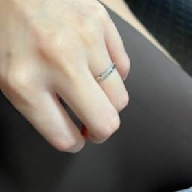 【insembre(インセンブレ)の口コミ】 シンプルだけど可愛いでどんな服着ても合う！
家事してても邪魔にならない…