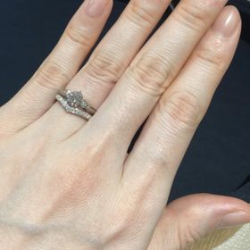【ショーメ(CHAUMET)の口コミ】 お店のスタッフの方におすすめいただき、「セレナード」コレクションの婚…