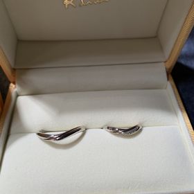 【ケイウノ ブライダル(K.UNO BRIDAL)の口コミ】 ピンクゴールドとプラチナのコンビかつダイヤモンドがついてる指輪で探し…