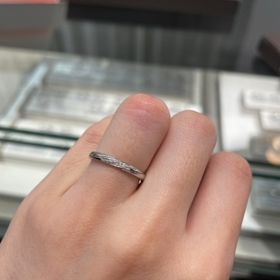 【アイプリモ(I-PRIMO)の口コミ】 婚約指輪がアイプリモさんなので、２人とも最初から好印象を持っていた。…