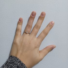 【canal4℃(カナルヨンドシー)】の口コミ 婚約指輪を選ぶ際に、派手な物よりも
シンプルで着けやすい物が良かったの...