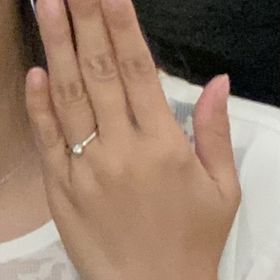 【アイプリモ(I-PRIMO)の口コミ】 リング自体はシンプルなデザインでも、他とあまり被らないような台座のデ…