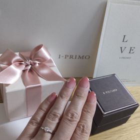 【アイプリモ(I-PRIMO)の口コミ】 一目惚れです。
指に似合う診断をして頂いたときに最初に提示していただい…