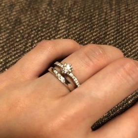 【アイプリモ(I-PRIMO)の口コミ】 デザインが可愛い。キラキラ感もしっかりありつつ、派手すぎない。シンプ…