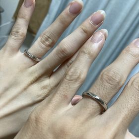 【ラザール ダイヤモンド(LAZARE DIAMOND)の口コミ】 シンプルなデザインが気に入りました。
また、価格もちょうどよかったです…