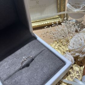 【COEUR D'OR(クゥドール)の口コミ】 一緒に婚約指輪を買いに行ったのですが、シンプルデザインのがほしくて、…