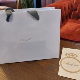 【COLANY(コラニー)の口コミ】 見た瞬間にこれと決めました！
リング一つ一つに思いがこもっていて感動し…