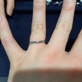 【PORTADA(ポルターダ)の口コミ】 指輪のデザイン性が気に入って選びました。特にウェーブがかかっていると…