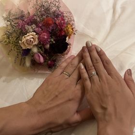 【銀座ダイヤモンドシライシの口コミ】 元々指輪を付けるのが好きだったので結婚指輪もダイヤが入ったものを希望…