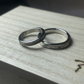 【ichi(イチ)の口コミ】 シンプルで、普段からつけていて楽しい指輪だと思ったからです。ボリュー…