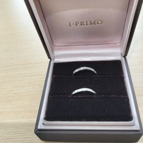 【アイプリモ(I-PRIMO)の口コミ】 デザインや指輪の幅がよかった。
細めの幅の指輪を探していたが、耐久性な…