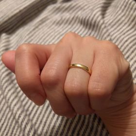 【アッシュペーフランス(H.P.FRANCE)の口コミ】 人と被らない指輪が欲しかった事と、指にはめたときに気にならいくらいし…