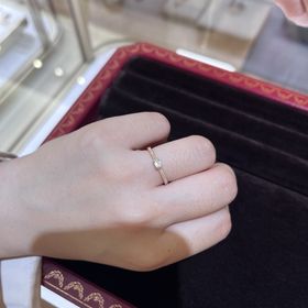 【カルティエ(Cartier)の口コミ】 エタンセル ドゥ カルティエです。イエローゴールドに、ダイヤモンドがあ…