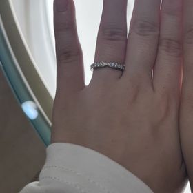 【ショーメ(CHAUMET)の口コミ】 「TRIOMPHE DE CHAUMET」マリッジリングです。ダイヤモンドが散りばめられ…