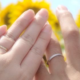 【アンジェリックフォセッテ(Angelique Fossette)の口コミ】 いろんなところに指輪を見に行きましたが、二人揃ってデザインが気に入り…