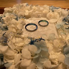 【SORA(ソラ)の口コミ】 ずっと付き合っているときから気になっていたSORAさんの指輪を。
シンプル…