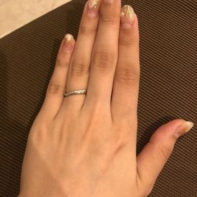 【銀座ダイヤモンドシライシの口コミ】 ダイヤが付いているデザインを希望していましたが、派手すぎたり付け心地…